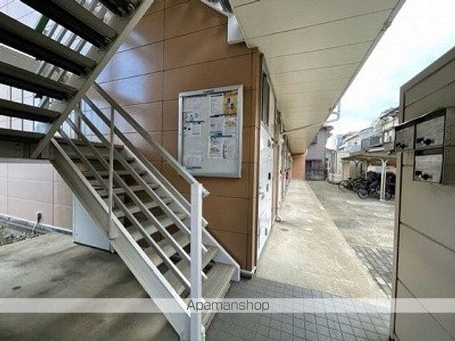 レオパレスMASA 100の玄関写真
