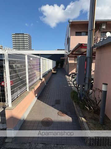 コンフォールの玄関写真