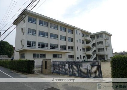 愛媛県松山市高岡町[1LDK/40.51m2]の周辺2