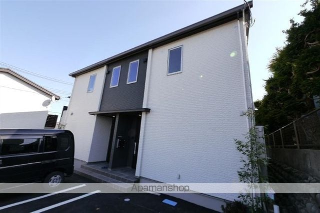 フォレストヒルズ 弐番館の外観写真