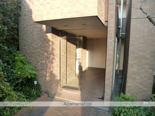 陽光台マンションの玄関写真