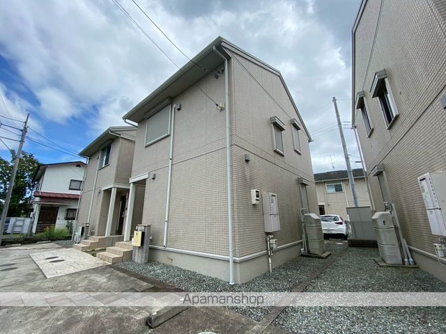 小田急電鉄小田原線 富水駅 徒歩3分 2階建 築13年の外観写真