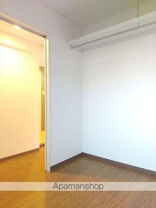 和歌山県和歌山市西高松１丁目[2LDK/46.2m2]の内装3