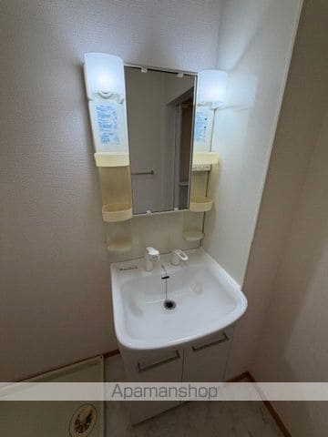 メゾンルージェ A棟の内装写真