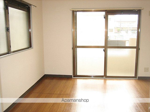 マンション四ツ池の内装写真