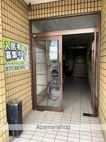 サニーハイツ寝屋川の玄関写真