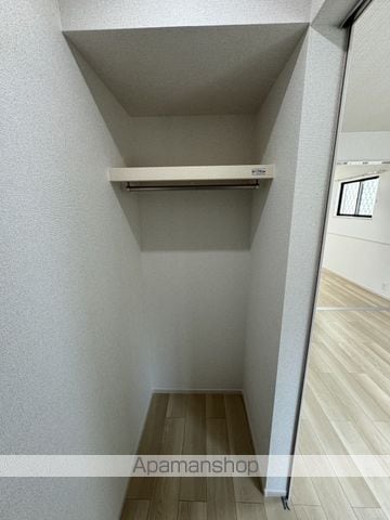 グローブ Bの内装写真