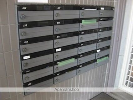 アーバンコート高木[3LDK/71.5m2]の共用部2