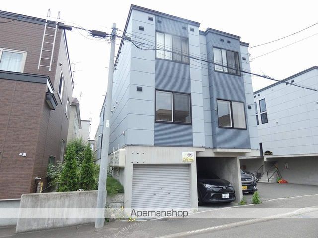 プレシャス37の外観写真