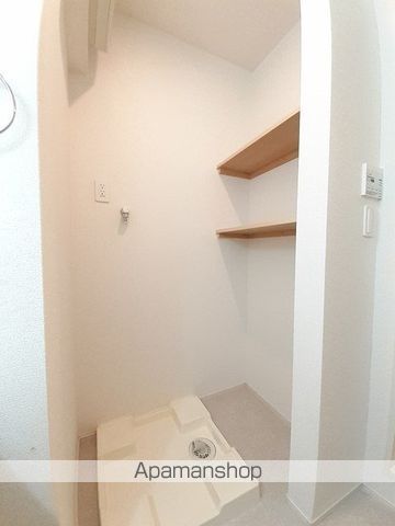 エル アヴェニール曙台の内装写真