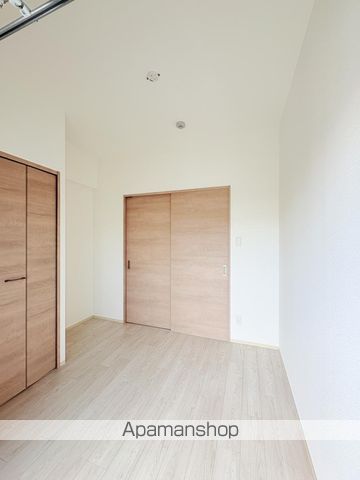 AND TERRACE 文の里の内装写真