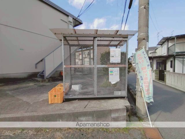 稲葉ハイツ Bの玄関写真