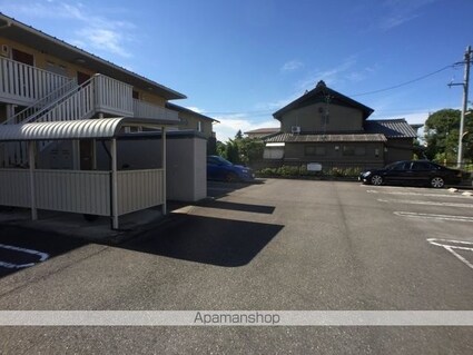 ボアソルテ[1R/33.34m2]の駐車場