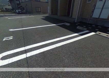 フォルテ[1LDK/45.09m2]の駐車場3