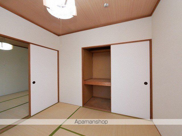 フラワーハイツBの内装写真