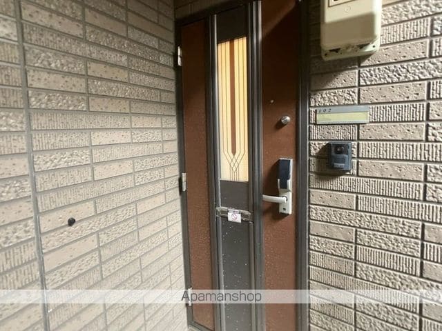 コスミオンIIの玄関写真