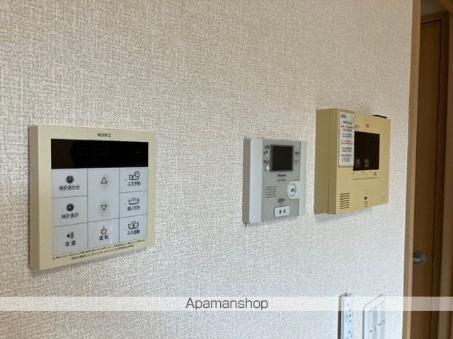 リアン トゥールの内装写真