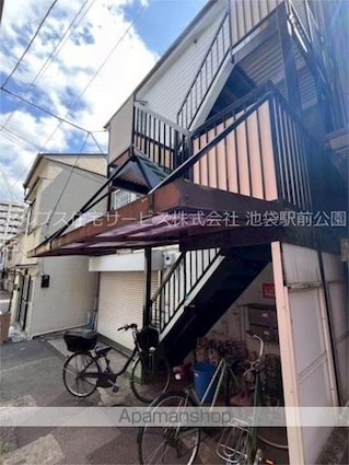 ホワイトハウス[1R/16m2]の外観2