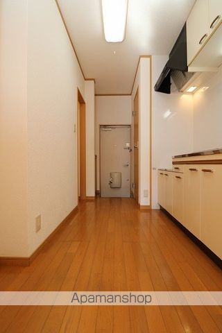 フェヴァリーVIIの内装写真