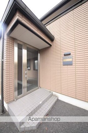 ファミールＹＡＭＡＮＯＹＡ　Ｃ棟[2LDK/56.93m2]のエントランス