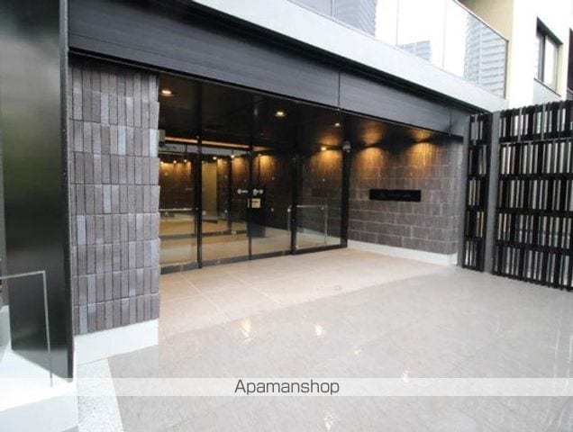 東急目黒線 不動前駅 徒歩7分 7階建 築5年の玄関写真
