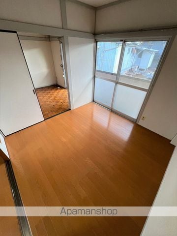 第5メゾン半九の内装写真