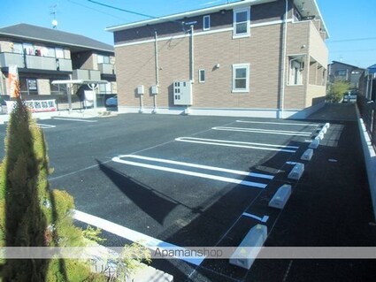 熊本県八代市田中北町[1LDK/45.07m2]の駐車場