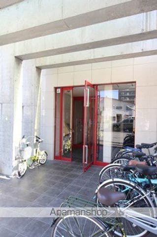 グランカーサ南11条の玄関写真