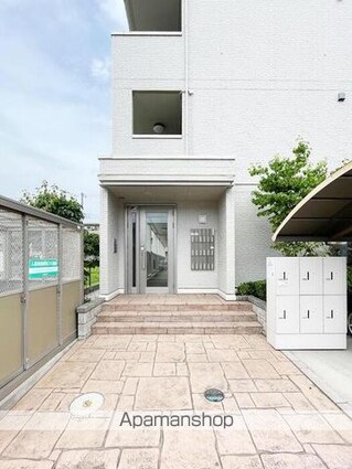 リヴィエール[1R/27.84m2]のエントランス