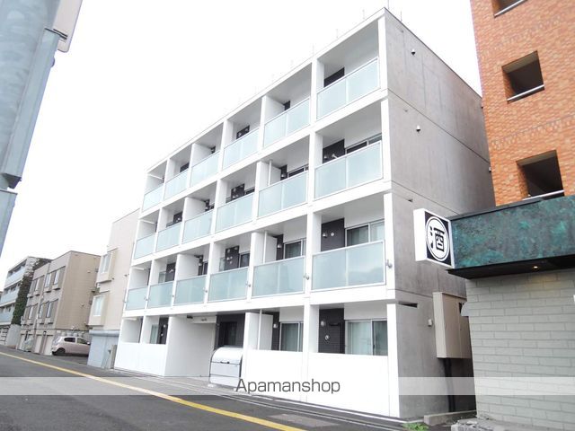 札幌市南北線 麻生駅 徒歩7分 4階建 築9年の外観写真