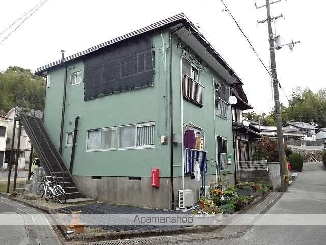 ハイツ鏡川の外観写真