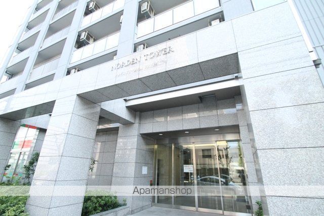 ノルデンタワー新大阪プレミアムの玄関写真