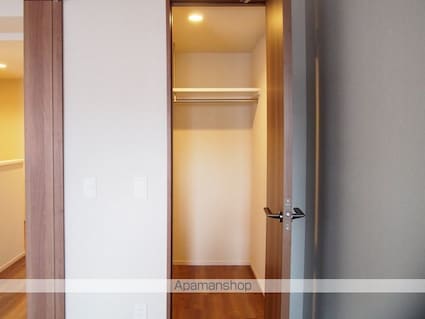 レジディア仙台北四番丁プレイス[1LDK/36.48m2]の収納