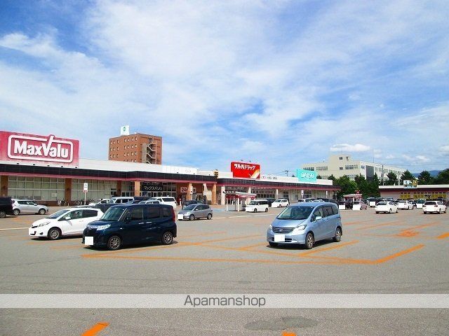 apartment 山形県米沢市花沢町１丁目1-6
花沢町の賃貸情報を見る
物件地図