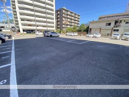 Ｋ’ｓＢ　祇園[1K/25m2]の駐車場