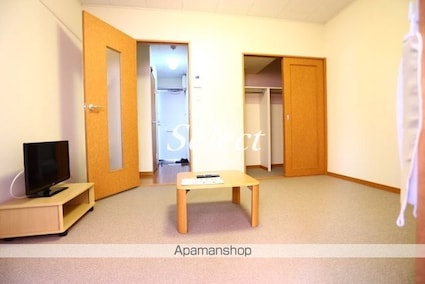 レオパレスシャルマン[1K/19.87m2]のリビング・居間