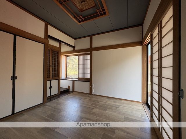 三入南2丁目戸建ての内装写真