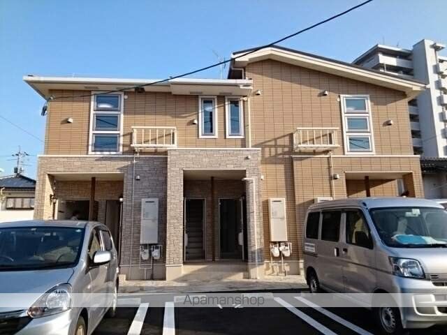 クローバーの外観写真