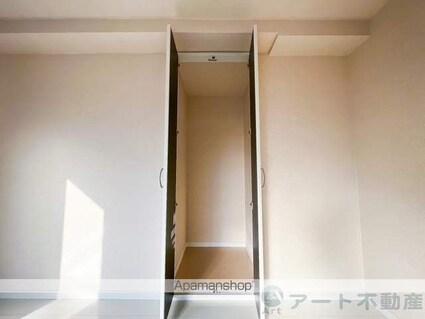 ピカデリーサーカス[1R/27.55m2]の収納
