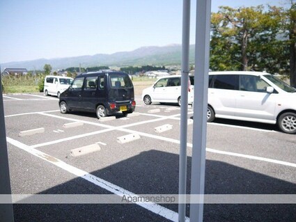 サンライズ永原Ｂ[2DK/39.74m2]の駐車場2