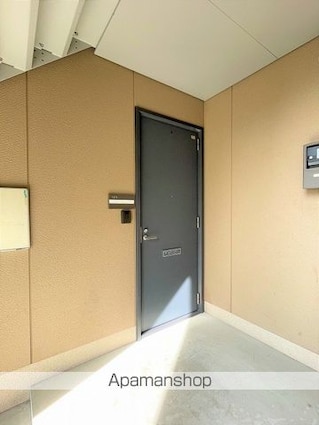 フォーレス二本松[2K/42.48m2]のエントランス2