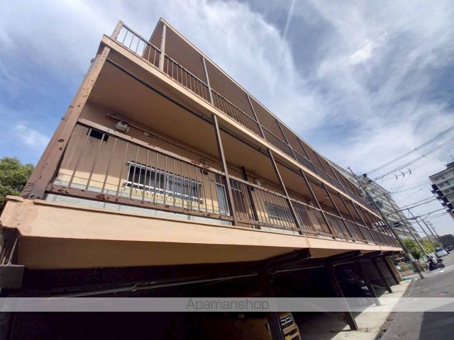 高宮マンションの外観写真