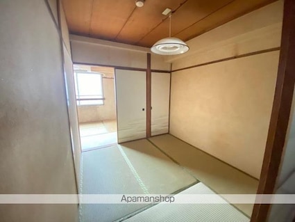 幸ビル[2K/41.4m2]のリビング・居間