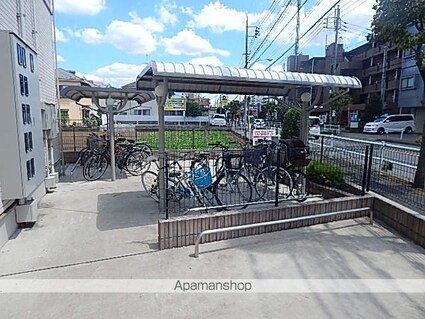 東京都武蔵村山市学園４丁目[2LDK/57.64m2]のエントランス1