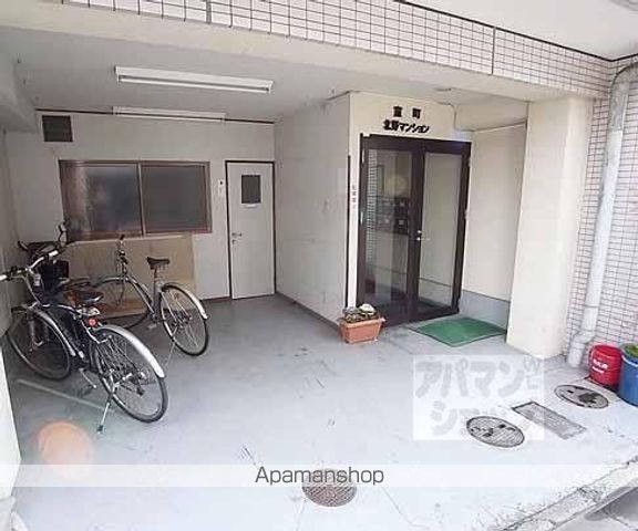 室町北野マンションの玄関写真