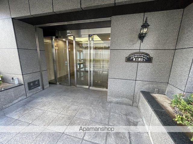 NH東三国IIIBの玄関写真