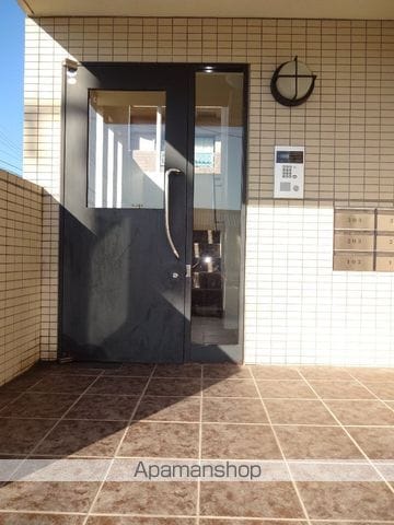 メゾンきりしまの玄関写真