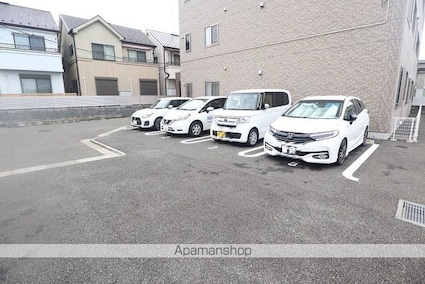 ブラン　メゾン[2LDK/60.97m2]の駐車場
