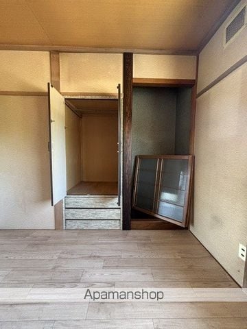 根室本線 芦別駅 徒歩20分 2階建 築52年の内装写真