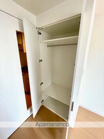 レジディア四谷三丁目の内装写真
